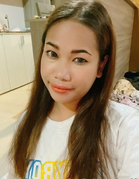 luzy93 pornstar exclusive picture