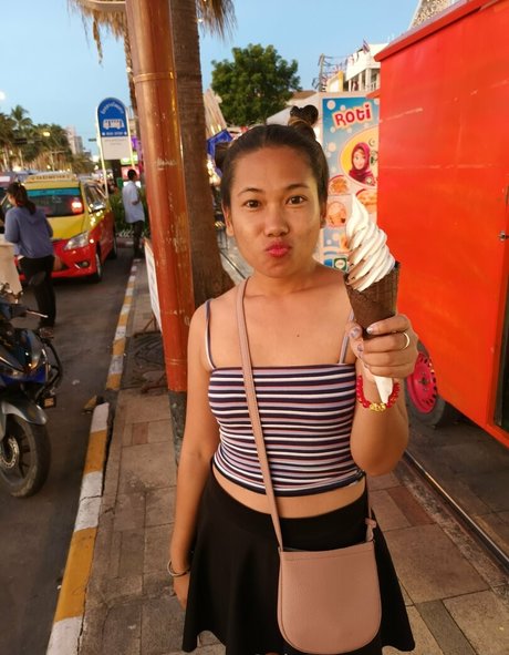 luzy93 hot pornstar picture