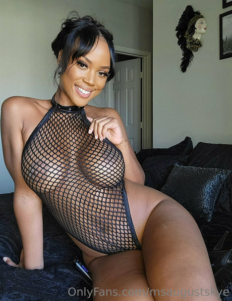 msaugustskye pornstar nudes img