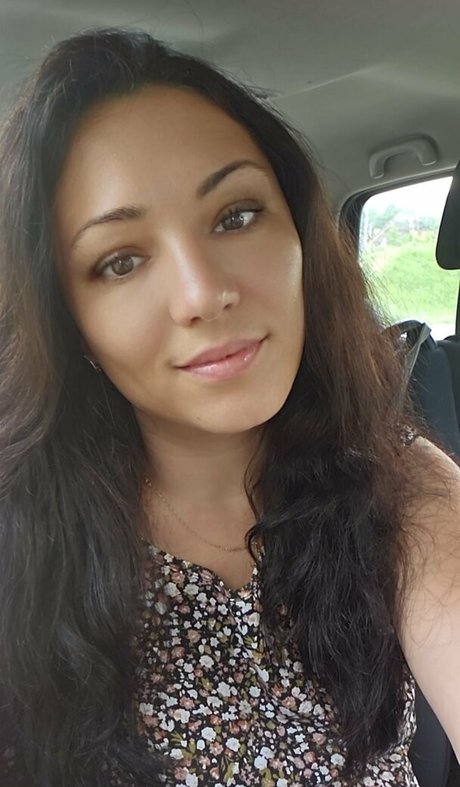 FoxyKara model nudes galleries