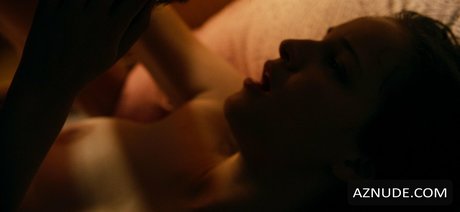 Lisa Vicari erotic actress picture