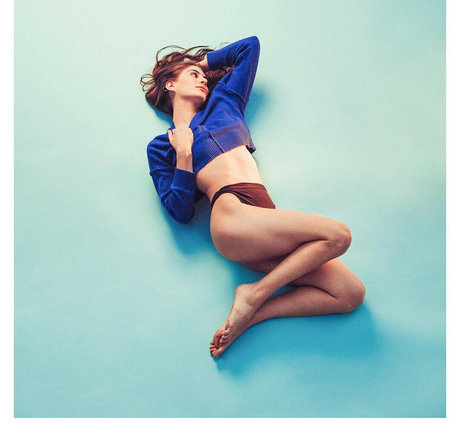 Ariana Basseri exclusive model galleries