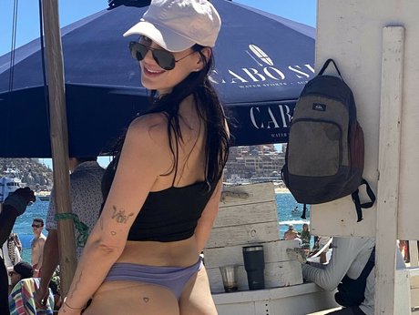 Ariana Basseri xxx pornstar picture