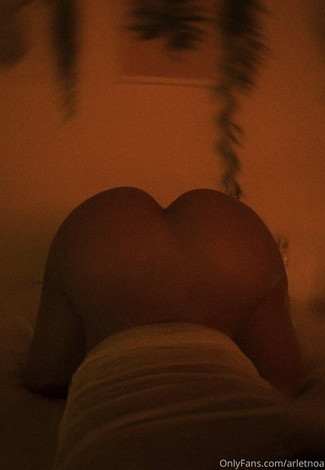 Arletnoa star nudes gallery