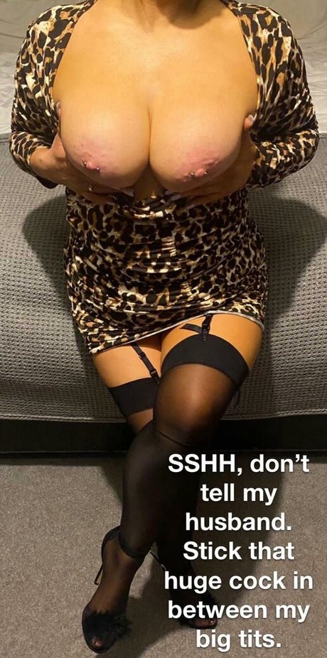 Holytits high quality pornstar galleries