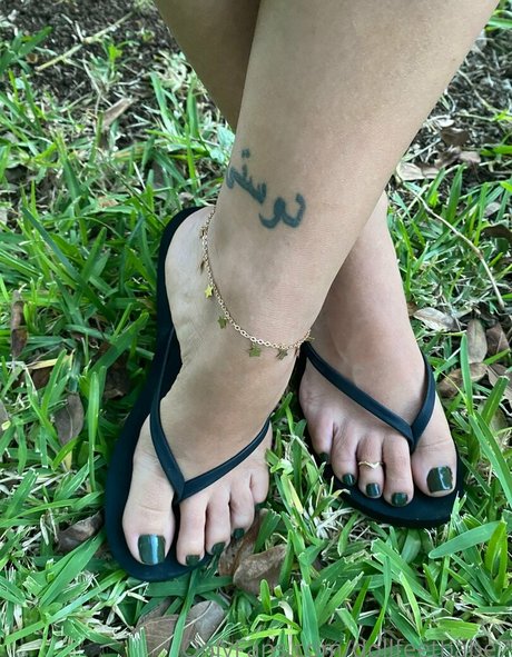 dollfeetbabe7 model exclusive photo