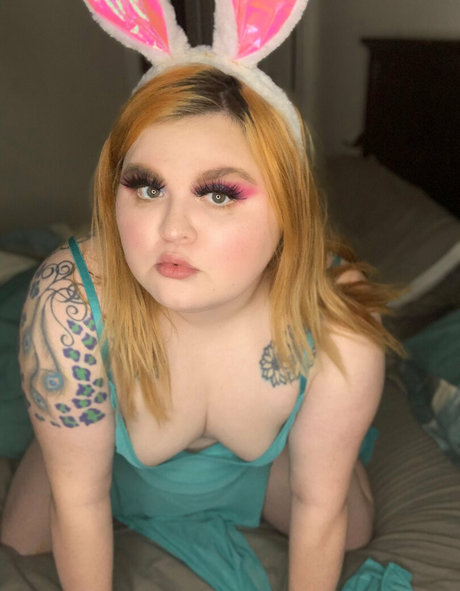 kawaiileee model free photos