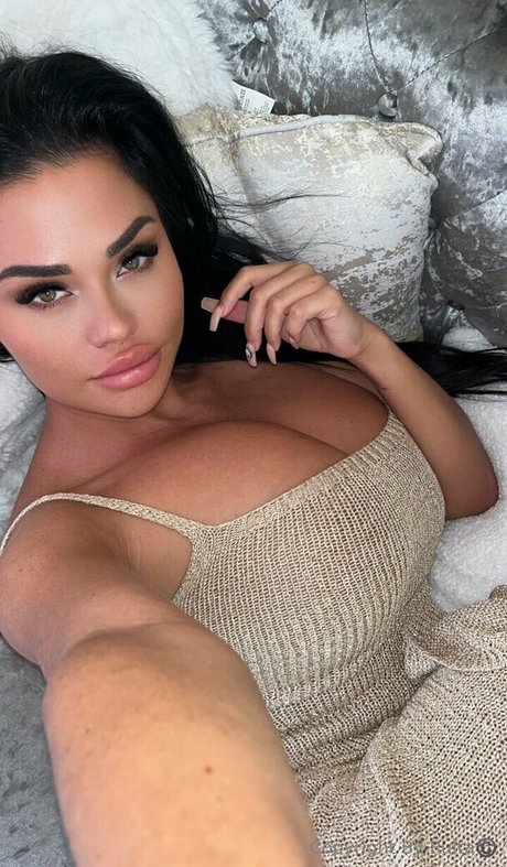 ayshavipx sexy pornstar pic