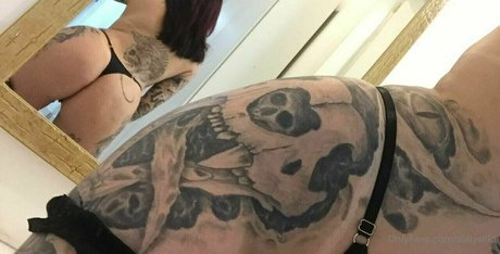 spookycutieee star high quality pictures