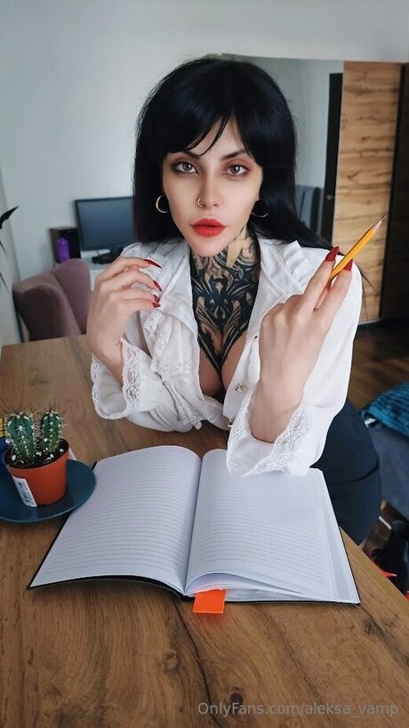 aleksa vamp perfect actress pictures