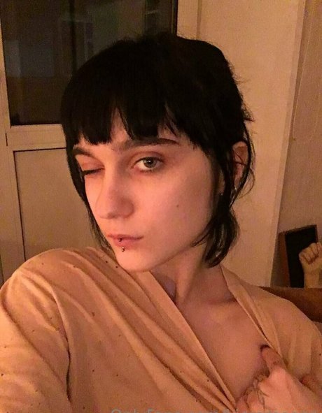 amazonkiera model exclusive img