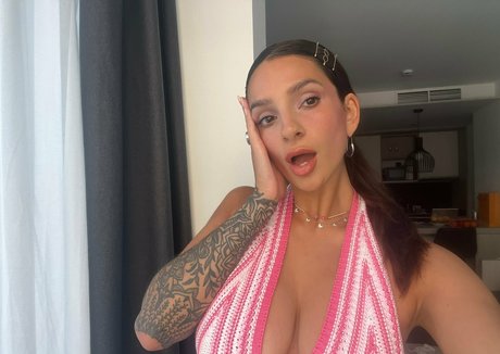 goodwithmytongue model art img