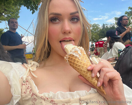 miamalkova pornstar photo