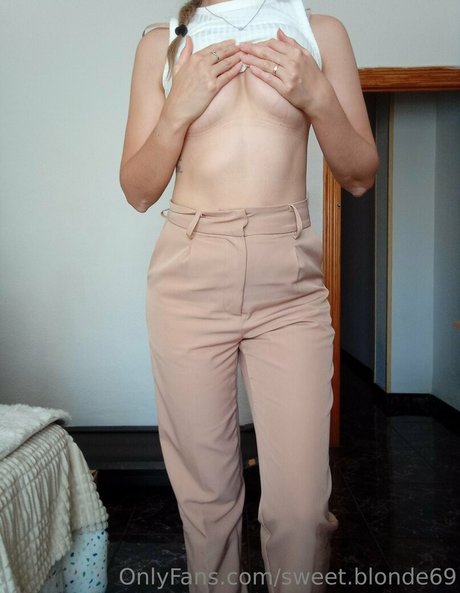 littlesweetpoison free actress photo