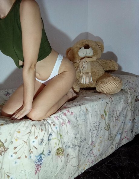 littlesweetpoison naked star images