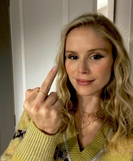 Erin Moriarty star xxx pics