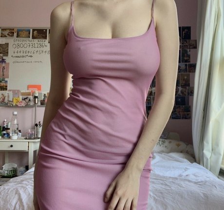 Eliza Goldsmith naked actress pics