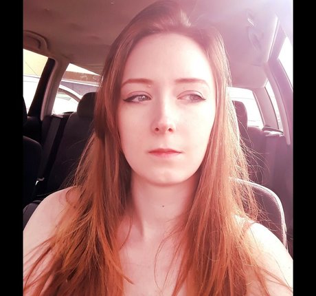 Juniper Actias star sexy pictures