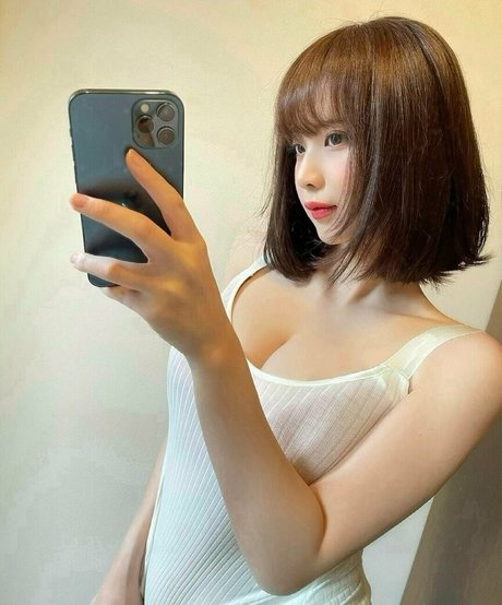 h___ruu1 high quality model image