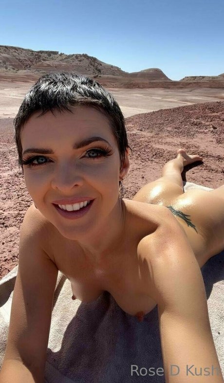 rose d kush pretty pornstar photo