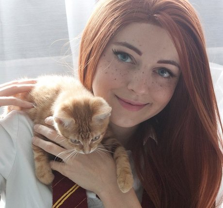 Ginny Di nude model archive