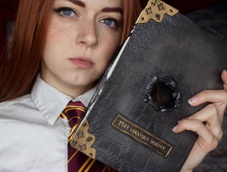 Ginny Di model top pictures