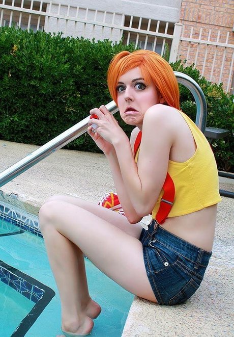 Ginny Di hd actress img