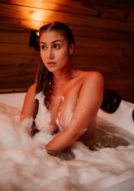 Juu Ferronato model porn pictures