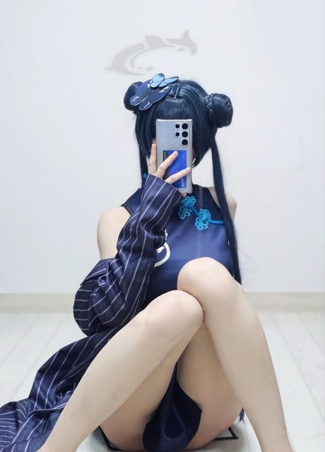 Biya model nude photos