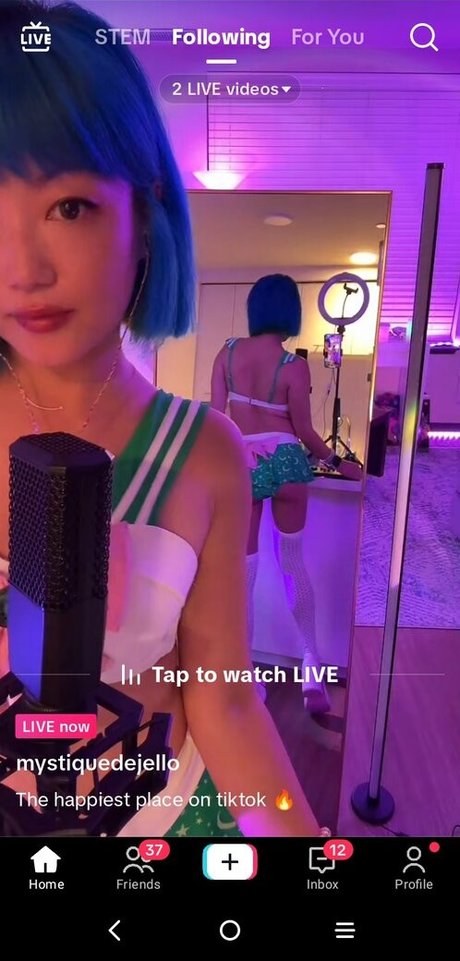 Mystiquede model xxx photo