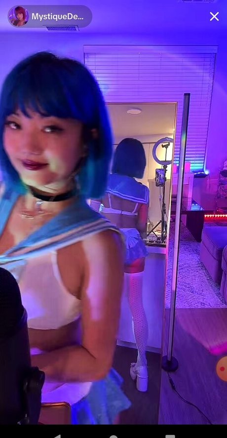 Mystiquede pornstar nudes img