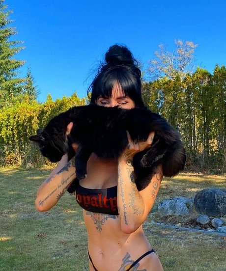 Lights Poxleitner model nudes picture