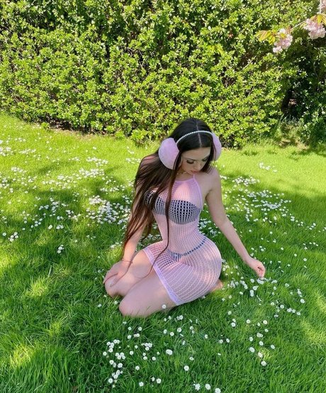 LisiFlex model nudes picture