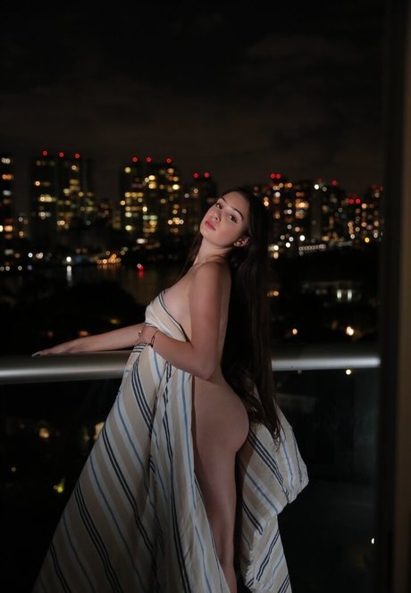 LisiFlex perfect pornstar archive