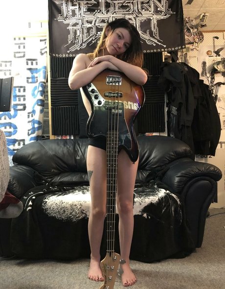 h art less nudes model photo