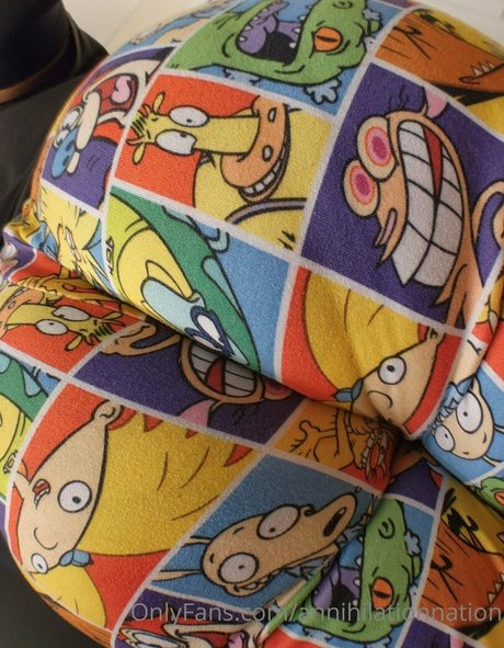 annihilationnation model hot pic