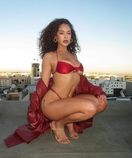 maetasworld erotic star photos