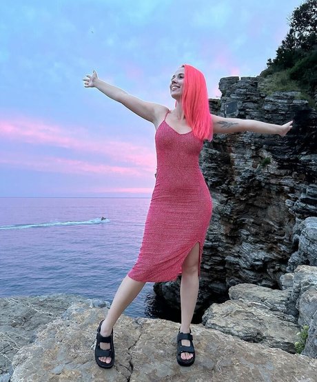 Fairy Elfie erotic star image