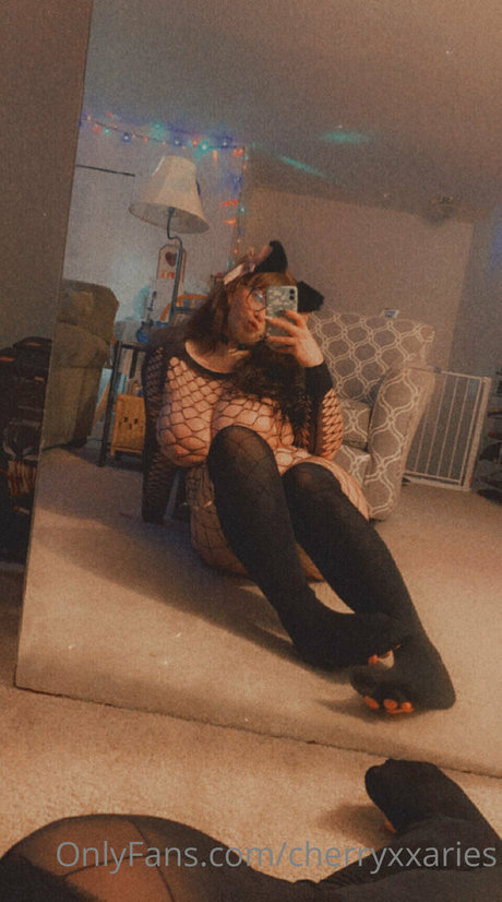 cherryxxaries top actress image