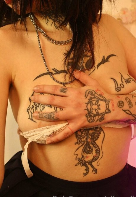 elfsandi pornstar hot pictures