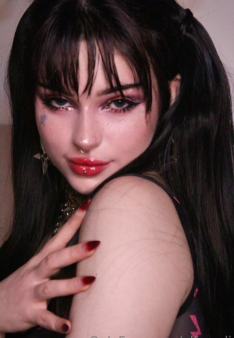 elfsandi sex model images