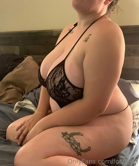 fostleah xxx actress image