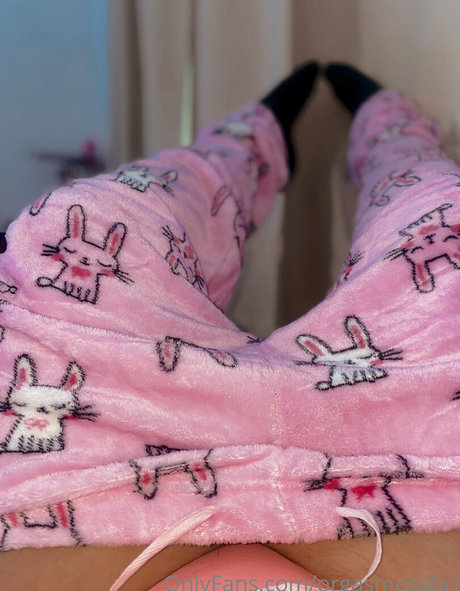 orgasmosabri star hot pictures