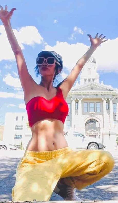 Bai Ling exclusive pornstar image