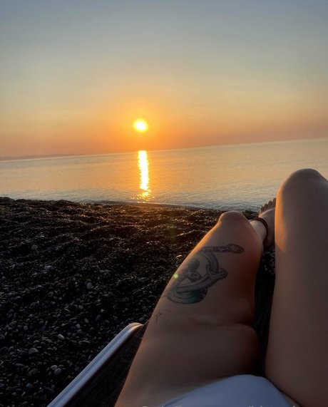 Kitty Berg porn model photos