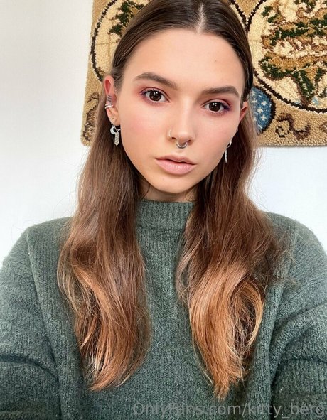 Kitty Berg model nude archive