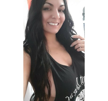 nashyra model exclusive pics