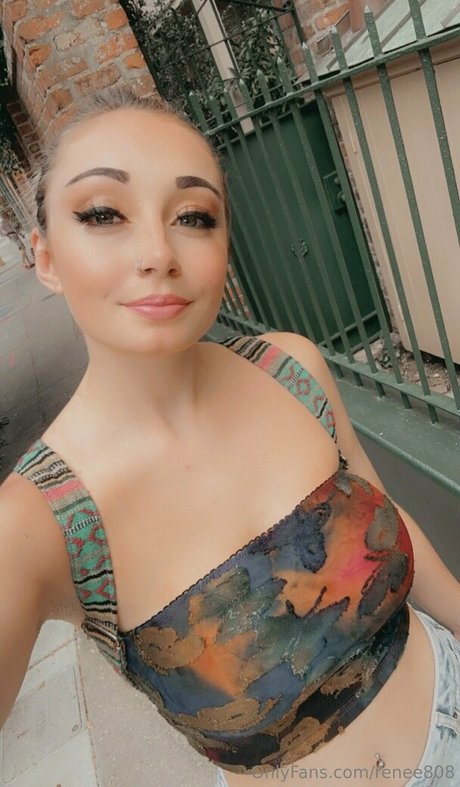 renee808 free star img