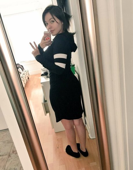 MegaMoeka star free image