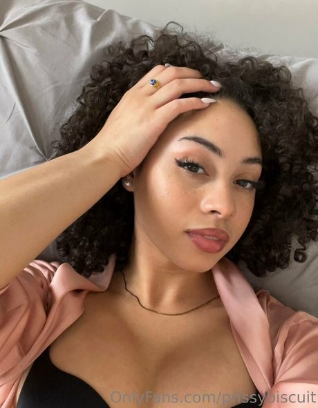 prissybiscuit sex actress galleries